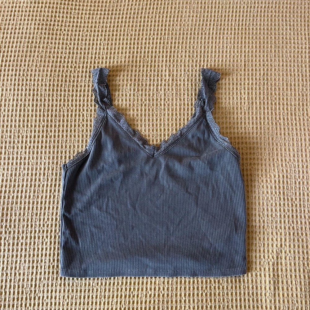 American eagle lace cropped tank top